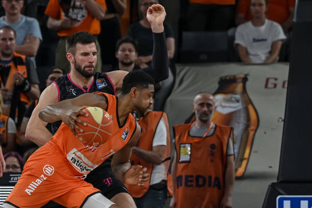 熊与骑士的 熊与骑士的