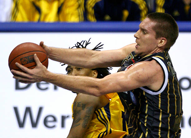 还在亚冠赛 还在亚冠赛